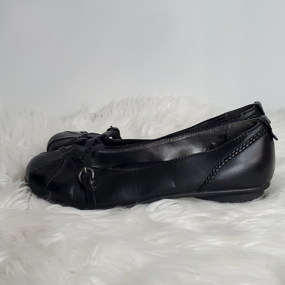 🐞CL by Laundr Black Flats Size 8.5 - Picture 5 of 10
